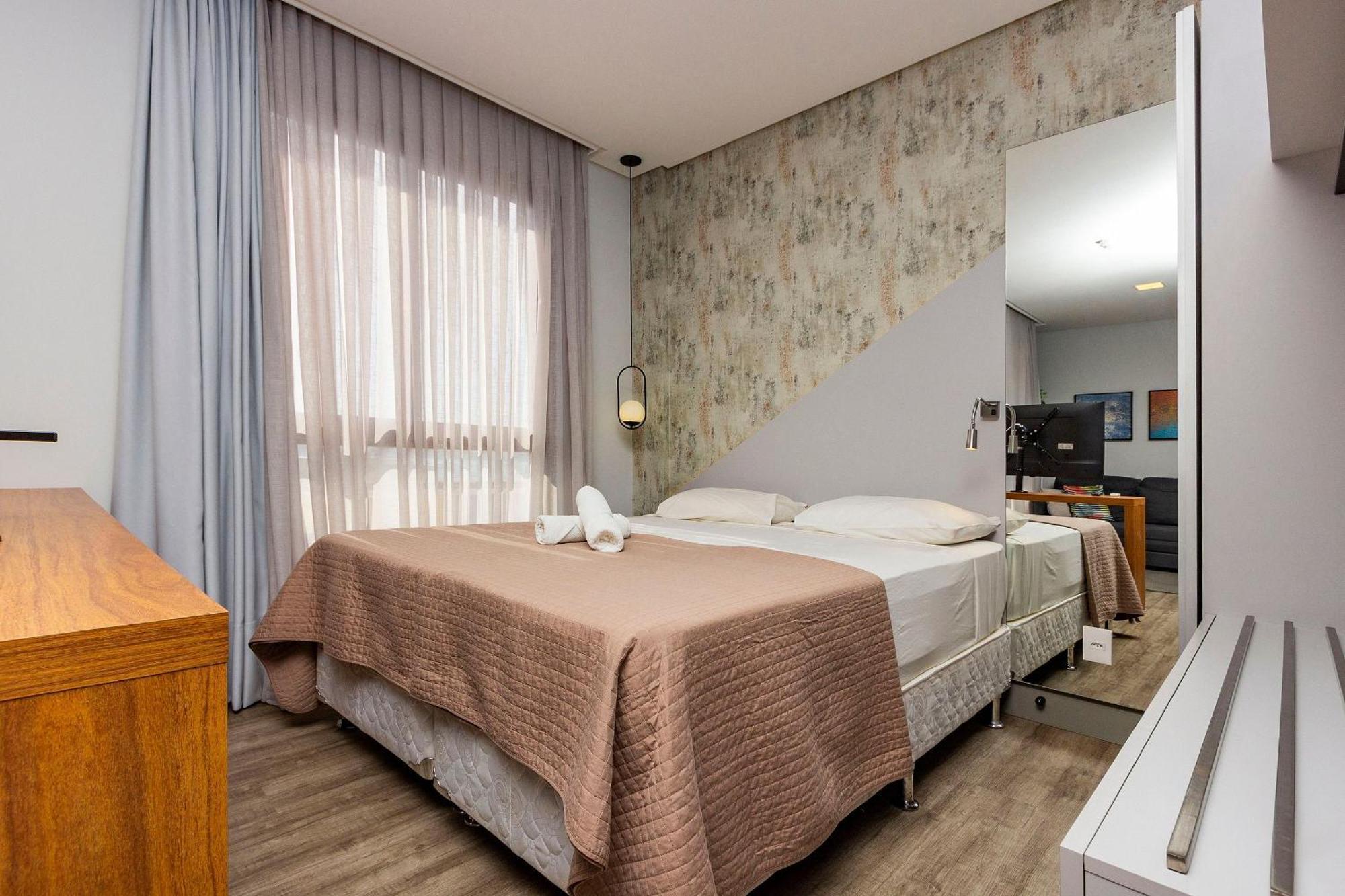 Aion Suites 303 - Lindo Apartamento Com Vista Para O Mar, A 60M Da Praia De Bombinhas, Com Piscina E Academia No Rooftop. Exteriör bild