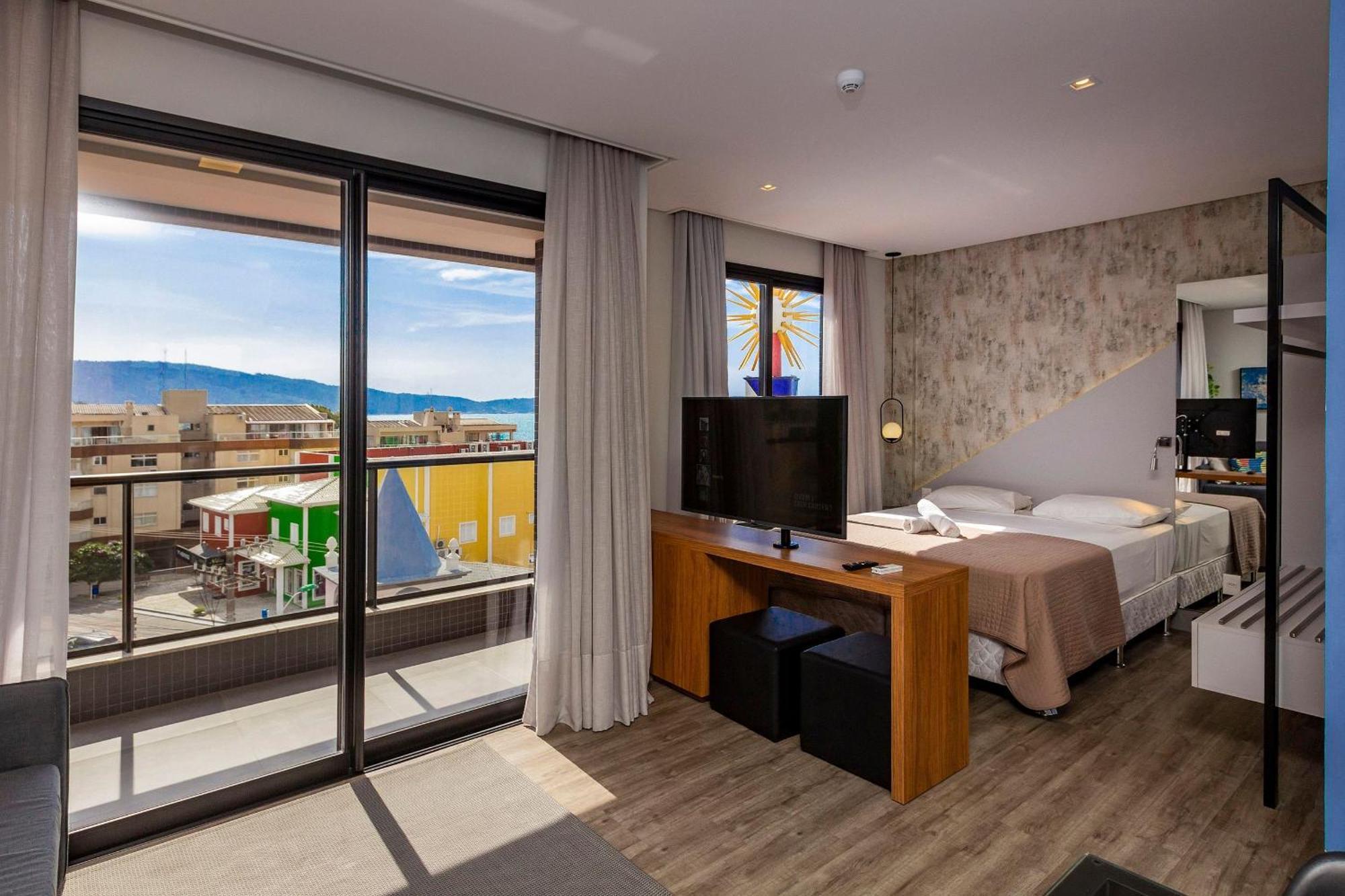 Aion Suites 303 - Lindo Apartamento Com Vista Para O Mar, A 60M Da Praia De Bombinhas, Com Piscina E Academia No Rooftop. Exteriör bild